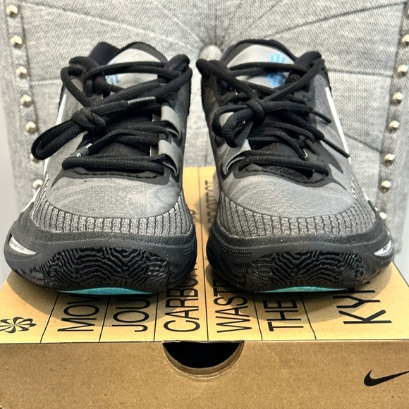 Nike Men’s Kyrie 8 ‘Orca’ Athletic Shoes / Sneakers DJ6017-001, Size: 9 main image 10